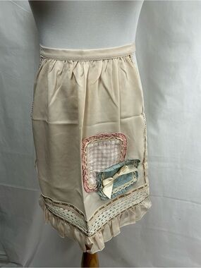 2288 - Vintage-Inspired Cream Patchwork Midi Skirt
